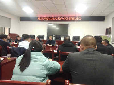 “新农人+田帮手”——粮油仓储服务走进田间地头